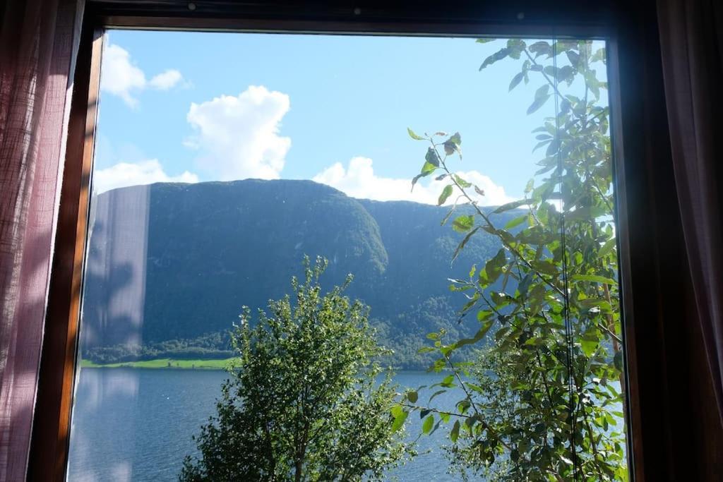 Apartment With Lake View In Jolster Årdal Extérieur photo