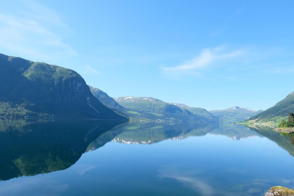 Apartment With Lake View In Jolster Årdal Extérieur photo