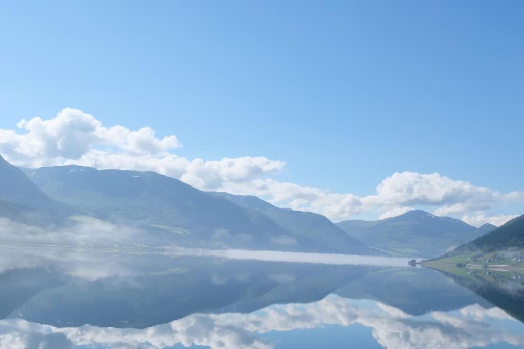 Apartment With Lake View In Jolster Årdal Extérieur photo