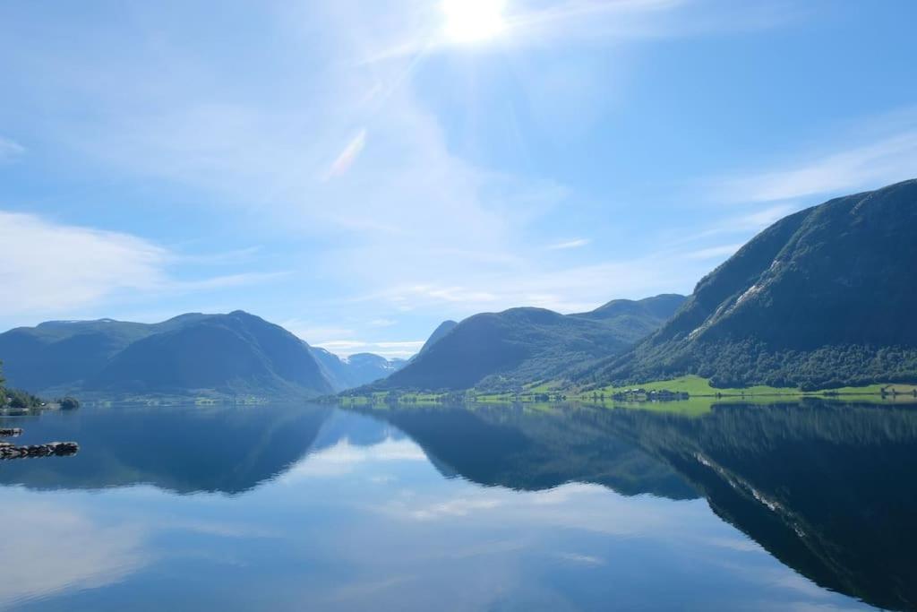 Apartment With Lake View In Jolster Årdal Extérieur photo