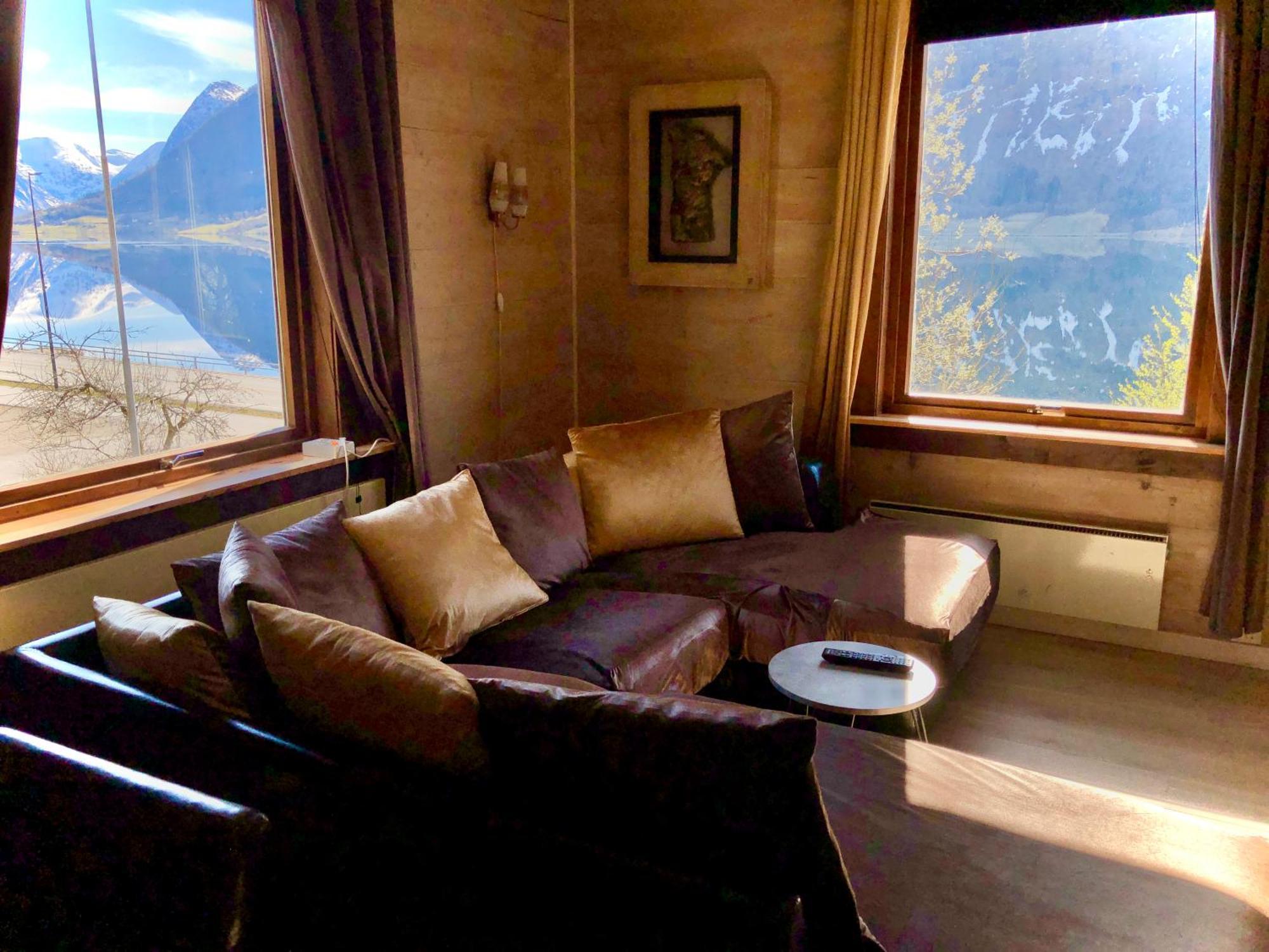 Apartment With Lake View In Jolster Årdal Extérieur photo